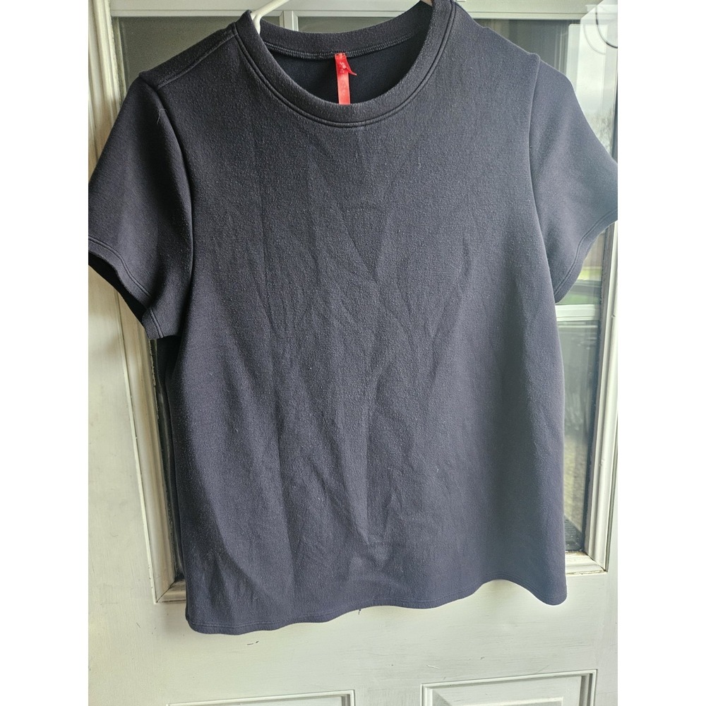 Spanx Womens Medium Classic Black Shirt Scoop Neck Red Label Short Sleeve Tee